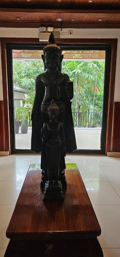 A Pousada Retro Quarter Mb Siem Reap Quarto foto